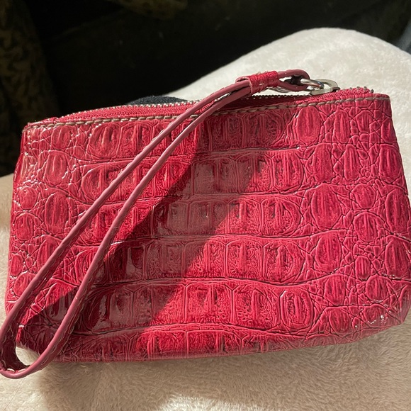 Nine West red snake skin wristlet - Picture 2 of 5